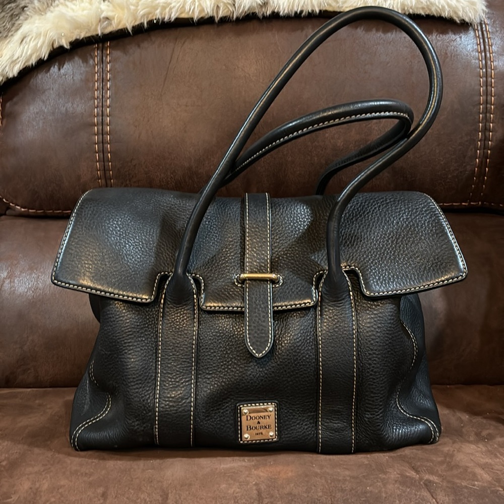 Dooney and Bourke satchel bag. Black pebble leather.